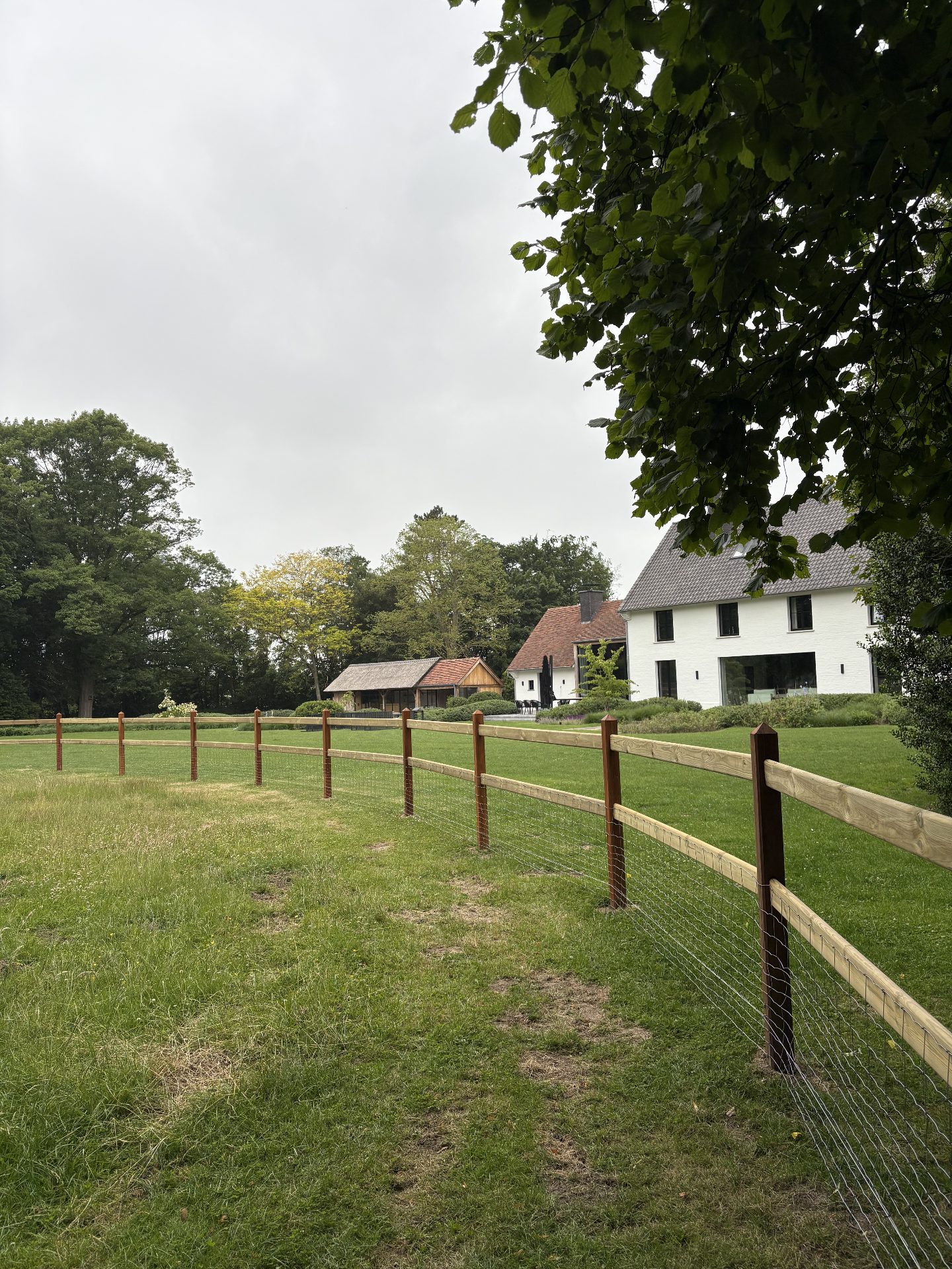 Zweiriegel-Linie zu einem Bauernhaus